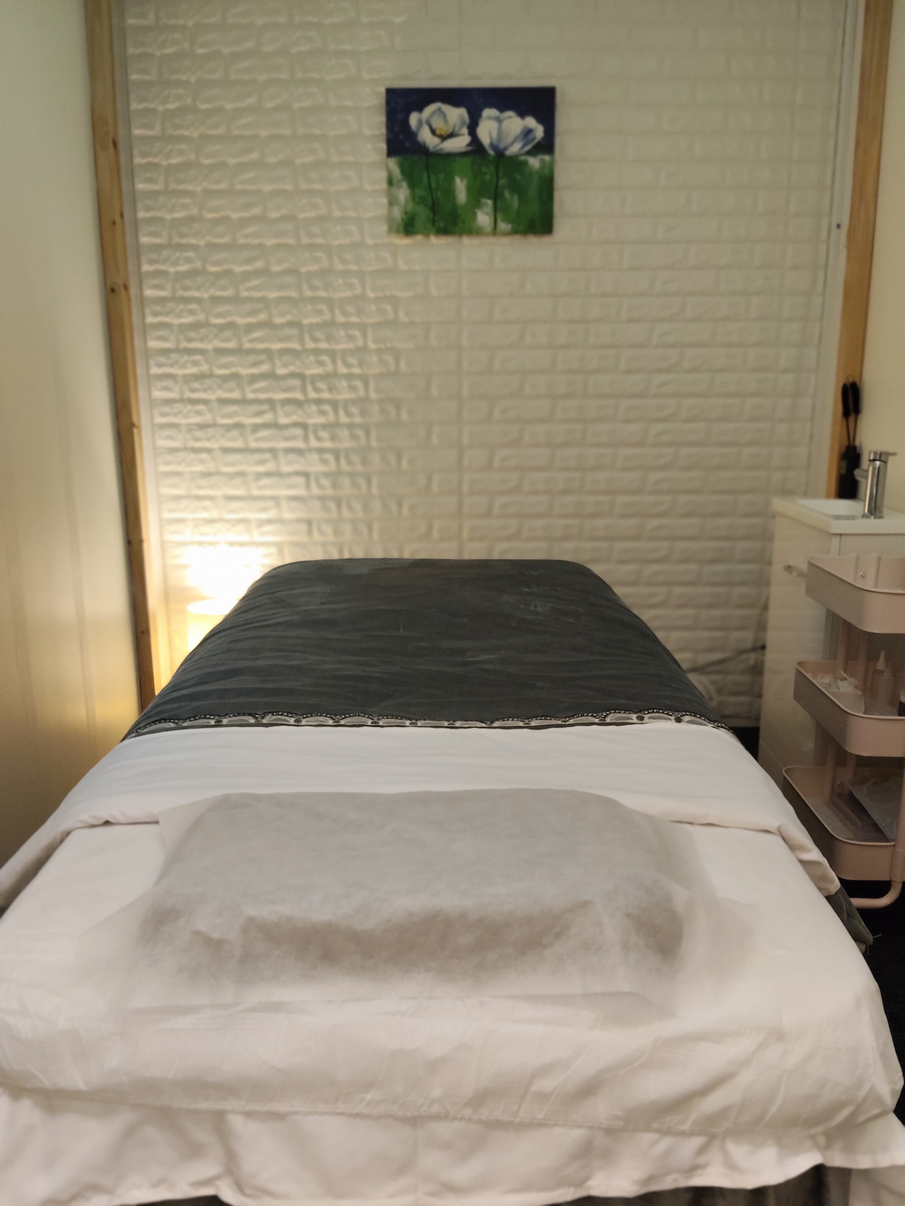 AURA Massage & Manicure 护理室